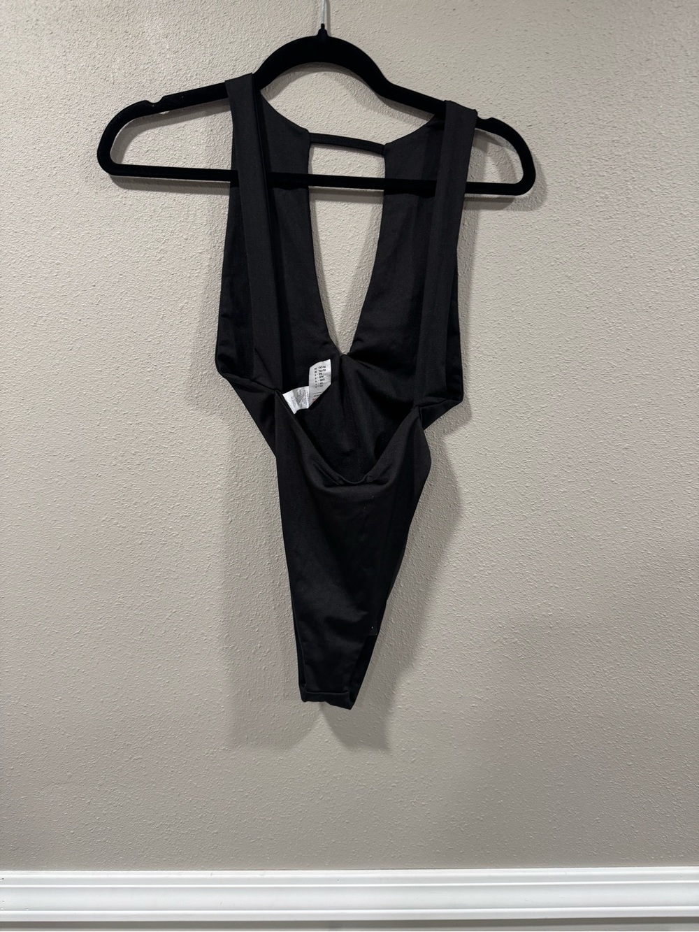 NWT I Saw It First Black Bodysuit - Sleek Stretch Support - Picture 3 of 5